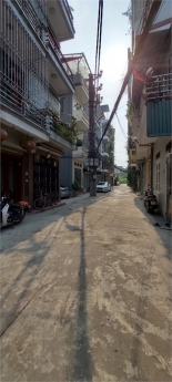Bán nhà Lô Góc Ngọc Thụy CỰC ĐẸP,  35m2 x 4 tầng, Ô TÔ vào nhà, Ở NGAY