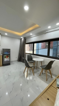 VỊ TRÍ SIÊU HIẾM 7 TẦNG THANG MÁY ĐẸP NHẤT PHỐ NGỌC LÂM -TOÀ  CCMN DOANH THU 70 TRIỆU  TC  HƠN 10 TỶ