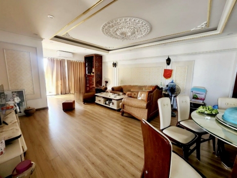 Nhỉnh 3 tỷ nhượng căn hộ victoria Văn phú, 120m2, 3 ngủ, tầng trung. Nhà đẹp.
