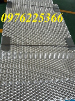 Lưới mắt cáo hình thoi bán với giá rẻ