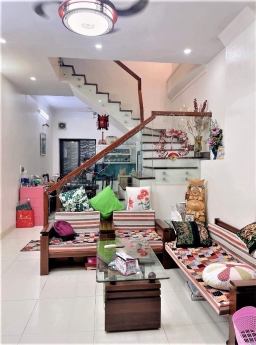 Ô TÔ vào nhà, dt65m x 4 tầng NHÀ ĐẸP dân xây, BỒ ĐỀ LONG BIÊN