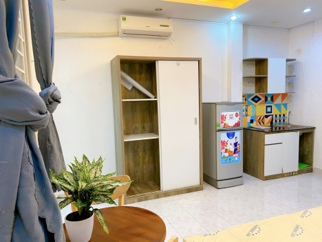 Bán gấp nhà HOÀNG HOA THÁM 85m2 (8.5m x 10.5m), 8 phòng, 8.25 tỷ