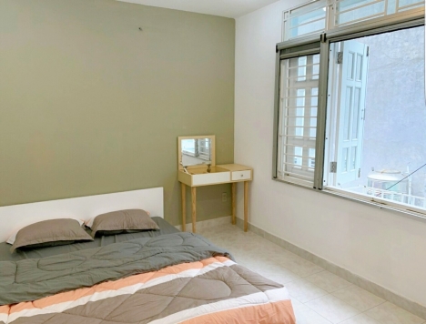 Bán gấp nhà HOÀNG HOA THÁM 85m2 (8.5m x 10.5m), 8 phòng, 8.25 tỷ