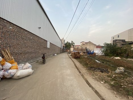 giá ngộp ngân hàng 65m tại Hà Lâm 2 - Thụy Lâm - ĐA. đường oto tránh , ngõ thông