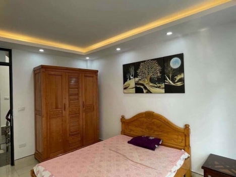 NHÀ NGUYỄN VĂN CỪ- LONG BIÊN GIÁ 3.9 TỶ- NGÕ THÔNG PHỐ NGỌC LÂM