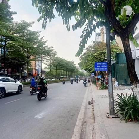 BÁN NHÀ MẶT PHỐ KIM MÃ BA ĐÌNH 55M, 3T, MẶT TIỀN 4M CHỈ 20.5 TỶ.