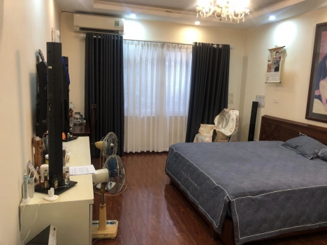 Bán nhà đẹp 6 tỷ về ở ngay Trần Khát Chân, Hai Bà Trưng 60mx5TxMT4m ngõ thông, LH: