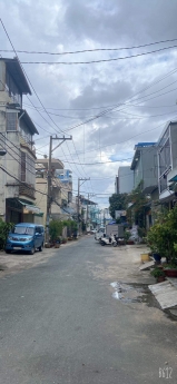 Nhà Hẻm 8 m. Tô Hiệu. Tân Phú.