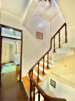 BÁN NHÀ PHỐ VƯƠNG THỪA VŨ: 43M2, 5 TẦNG, MT 4M, NGÕ RỘNG GẦN PHỐ. 3.6 TỶ