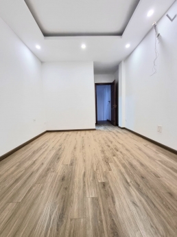 BÁN NHÀ THỤY KHUÊ - 32M2 - HƠN 4 TỶ