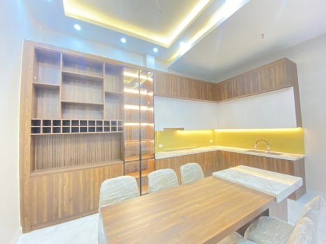 BÁN NHÀ NGÕ 640 NGUYỄN VĂN CỪ  82M  4 TẦNG NGÕ THÔNG VIEW SÂN TRƯỜNG HỌC CHỈ 7 TỶ 7
