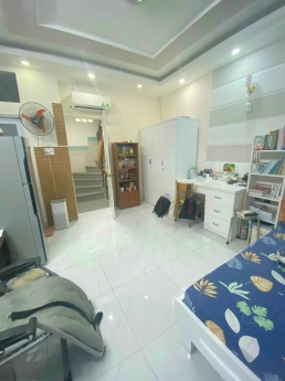BÁN NHÀ HẺM XE HƠI CÔ GIANG - NHÀ MỚI 5 TẦNG SÂN THƯỢNG - DTS 121M2 - 7TY TL
