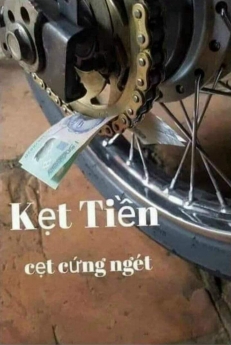 KẸT TIỀN MUA IP 14 CHỦ BÁN CĂN NHÀ  2 TẦNG MỚI XÂY VÀO Ở NGAY  TRUNG TÂM QUẬN 7