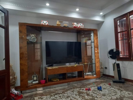 BÁN NHÀ PHỐ TÂN MAI: 50M2, 5 TẦNG, 3 NGỦ, MT 4.2M. Ô TÔ ĐỖ CỬA. NHỈNH 5 TỶ