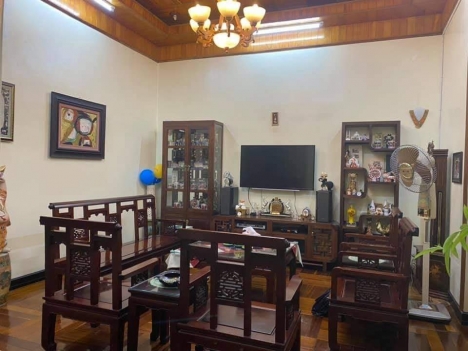 Nhà đẹp Trần Quốc Hoàn 58m2, phân lô, 2 thoáng, gara, ô tô tránh, kinh doanh, ở sướng