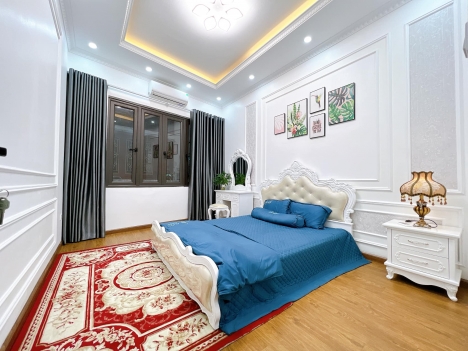 Bán nhà phố Chùa Bộc, Đống Đa, lô góc, 45m2, 4T, MT 4m, giá 6 tỷ