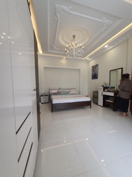 QUẬN 7-BIỆT THỰ LÔ GÓC 2 MẶT TIỀN-NỘI THẤT NHẬP KHẨU TỪ Ý-XE 7 CHỖ TRONG NHÀ- 7️x11m