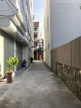 Đất phố Hoa Lâm, lô góc, 45 m2, mặt tiền 4,5 m, giá chỉ 3,25 tỷ.