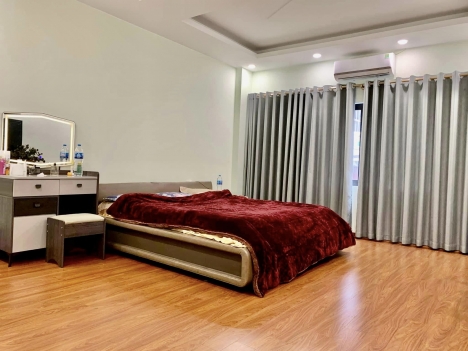Cần Bán CỰC Gấp_Giản Giá_NHà Đầm Trấu, Hai Bà Trưng_Phân Lô_KD