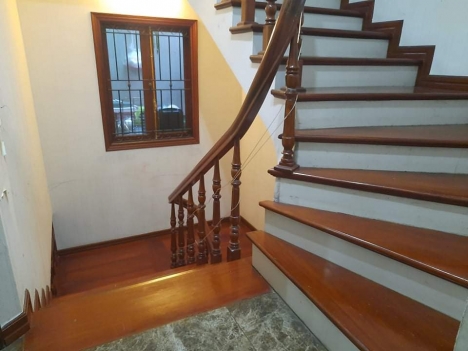 BÁN NHÀ PHỐ TÂN MAI: 50M2, 5 TẦNG, 3 NGỦ, MT 4.2M. Ô TÔ ĐỖ CỬA. NHỈNH 5 TỶ