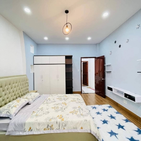 Tuyển gấp chồng cho em Hoa hậu chân dài phường 14 Gò Vấp!!!