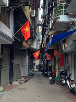 Nhà vuông như bánh chưng ngày tết  chỉ 2.5 tỷ có ngay 52 m2 Kim Ngưu