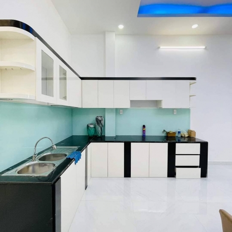 Tuyển gấp chồng cho em Hoa hậu chân dài phường 14 Gò Vấp!!!