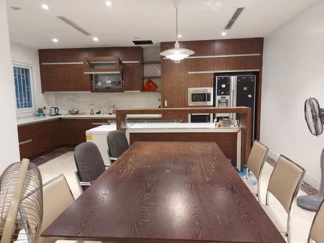 7 Tỷ 95, DT 46m x 5 Tầng, MT 4,5, MP Trần Đăng Ninh,  Kinh Doanh Sầm Uất