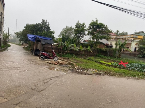 trục chính kinh doanh tại Dược Thượng - Tiên Dược - SS. 62m . đường 2 oto tránh