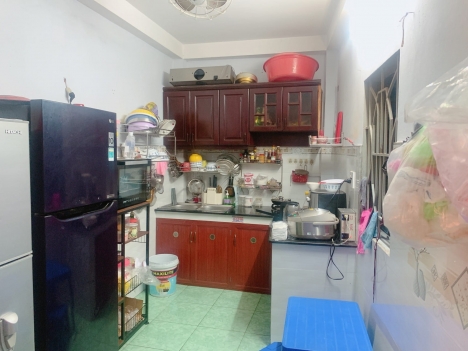 Bán Gấp Nhà Âu Cơ, Phường 10, Tân Bình, 40m2, Trệt 2 Lầu, Hẻm Oto Đông Đúc, Tiện Kinh Doanh