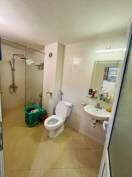 Nhà đẹp Trần Quốc Hoàn 58m2, phân lô, 2 thoáng, gara, ô tô tránh, kinh doanh, ở sướng