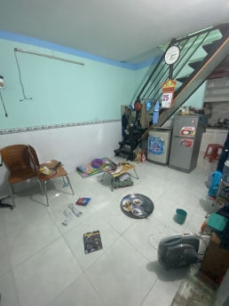 1 tỷ hơn có ngay nhà ĐS 19 Linh Chiểu Thủ Đức. 24m2, 2T có sổ hoàn công.
