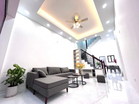 Nhà đẹp Huỳnh Tấn Phát cách công viên 50m 2 thoáng nhỉnh 3 tỷ