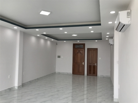 Nhà Cho Thuê NC Cao Bá Nhạ Q.1.5x12m.53tr