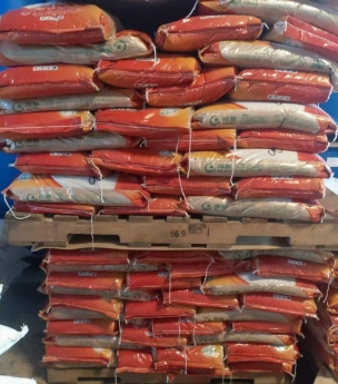 Saponin nguyên liệu, Tea seed powder diệt cá tạp
