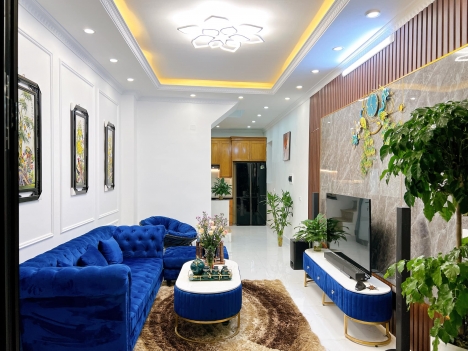 Bán nhà phố Chùa Bộc, Đống Đa, lô góc, 45m2, 4T, MT 4m, giá 6 tỷ