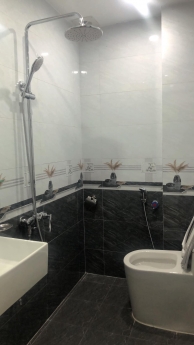 CHÍNH CHỦ CẦN TIỀN BÁN GẤP NHÀ MỚI KINH KOONG HÀ TRÌ - HÀ ĐÔNG - NHÀ ĐẸP Ở NGAY
