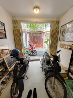 Siêu đẹp. Hẻm nhựa 5m ô tô Huỳnh Văn Bánh, P13, Q. Phú Nhuận. 3 Tầng, chỉ 6.7 tỷ.