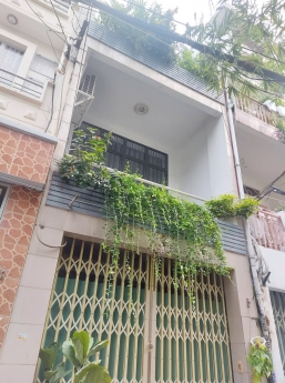 Siêu đẹp. Hẻm nhựa 5m ô tô Huỳnh Văn Bánh, P13, Q. Phú Nhuận. 3 Tầng, chỉ 6.7 tỷ.