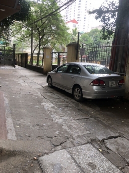 Bán nhà trung tâm CẦU GIẤY 42m2, 5m Ôtô, ngõ thông, ở kết hợp KINH DOANH online 5tỷ9