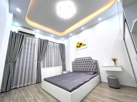 Nhà đẹp Huỳnh Tấn Phát cách công viên 50m 2 thoáng nhỉnh 3 tỷ