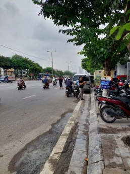 BÁN NHÀ RIÊNG GIÁ RẺ TẠI KHU VỰC ĐẠI KIM -HOÀNG MAI 
RẺ NHƯ CHO CHỈ HƠN 100 TR/1M 
GẦN TRƯỜNG CHỢ