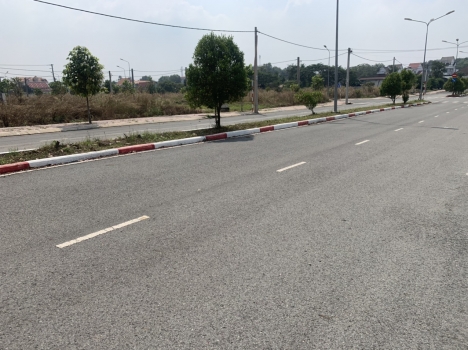 Bán đất tặng căn nhà 1 trệt 2 lầu Cạnh ĐH Việt Đức - TP Bến Cát - Bình Dương