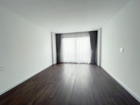 BÁN NHÀ NGÕ 197 PHÚC LỢI 5 TẦNG 38M  MỚI TINH CHỈ XÁCH VALY VỀ Ở  CHỈ 2 TỶ 6