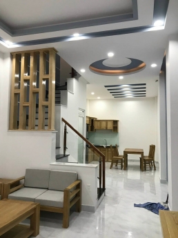Q7, Huỳnh Tấn Phát, 4.7x12m2, Giá 5.45 tỷ, Mặt tiền 3m, 4T, 4PN, 5WC, Pháp lý hoàn công đầy đủ