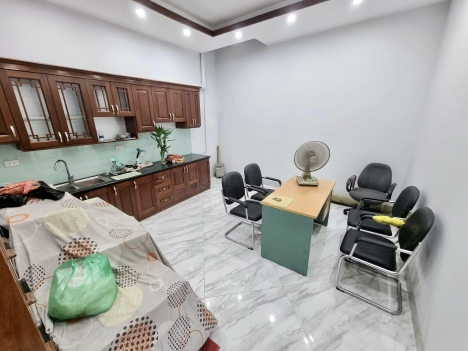 BÁN NHÀ MINH KHAI - 50m2 x 5 tầng - NGÕ THÔNG, 10M RA Ô TÔ, BA GÁC ĐỖ CỬA - GIÁ CHỈ HƠN 4 tỷ