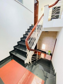 Nhà Mới Cực Ngon ở Ngay Yên Tĩnh
