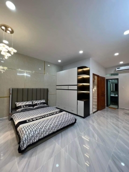 Nhà 5 Tầng*(4m*12m)-BTCT-HXH tránh-Hương Lộ 2-ở ngay-Giá 5.x tỷ.