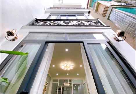 Giảm Mạnh 200 Triệu Nhà HXH Trần Quang Cơ, Tân Phú 70m2 Giá 6.2 Tỷ