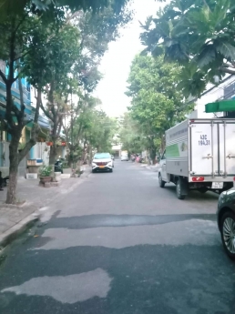 Chủ chuyển qua ở Biệt Thự, Bán rẻ hơn 300TR, nhà Phố trung tâm khuê trung đà Nẵng. lh ngay